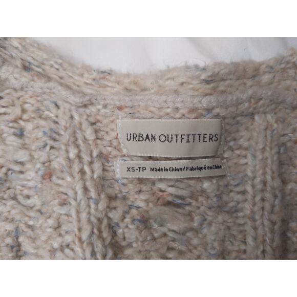 Urban Outfitters Womens XS Cable Knit Cardigan Open Front Oatmeal Beige Cotton - Picture 3 of 8